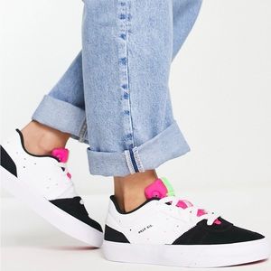 Nike Jordan Series .05 sneakers in white/Nike Size 7